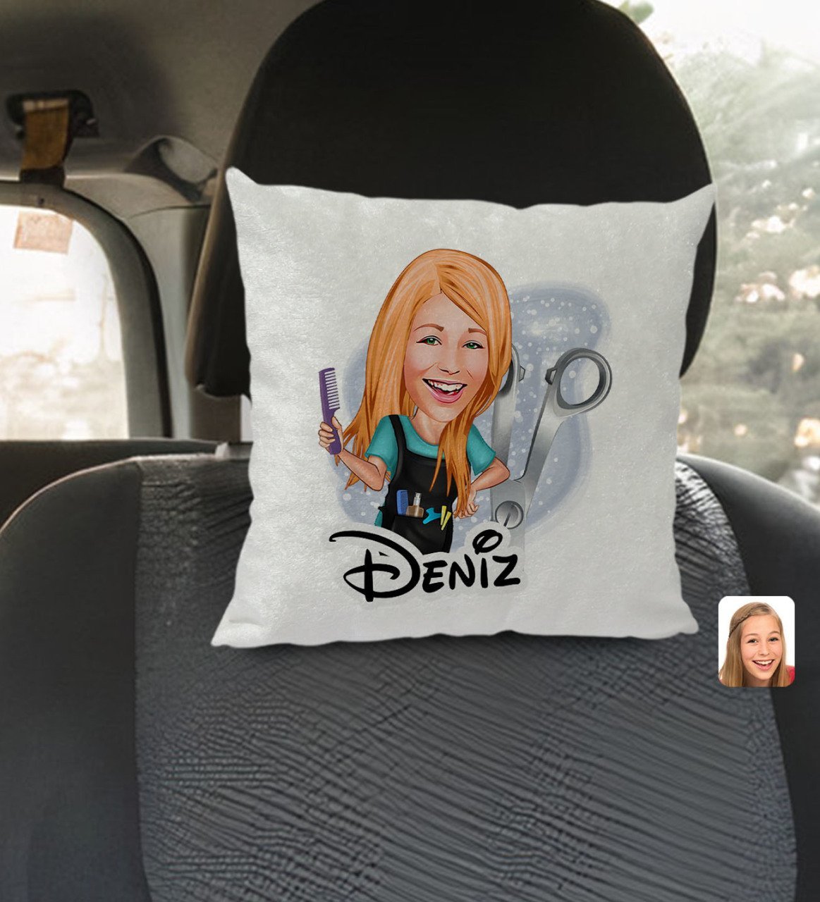 Kişiye Özel İsimli Kadın Kuaför Karikatürlü Kare Araç Koltuk Yastığı-1