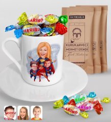 Kişiye Özel Anneler Günü Temalı Süper Anne ve Çocuklar Karikatürlü Türk Kahvesi Fincanı Mehmet Efendi Kahve ve Haribo Şeker Hediye Seti-1