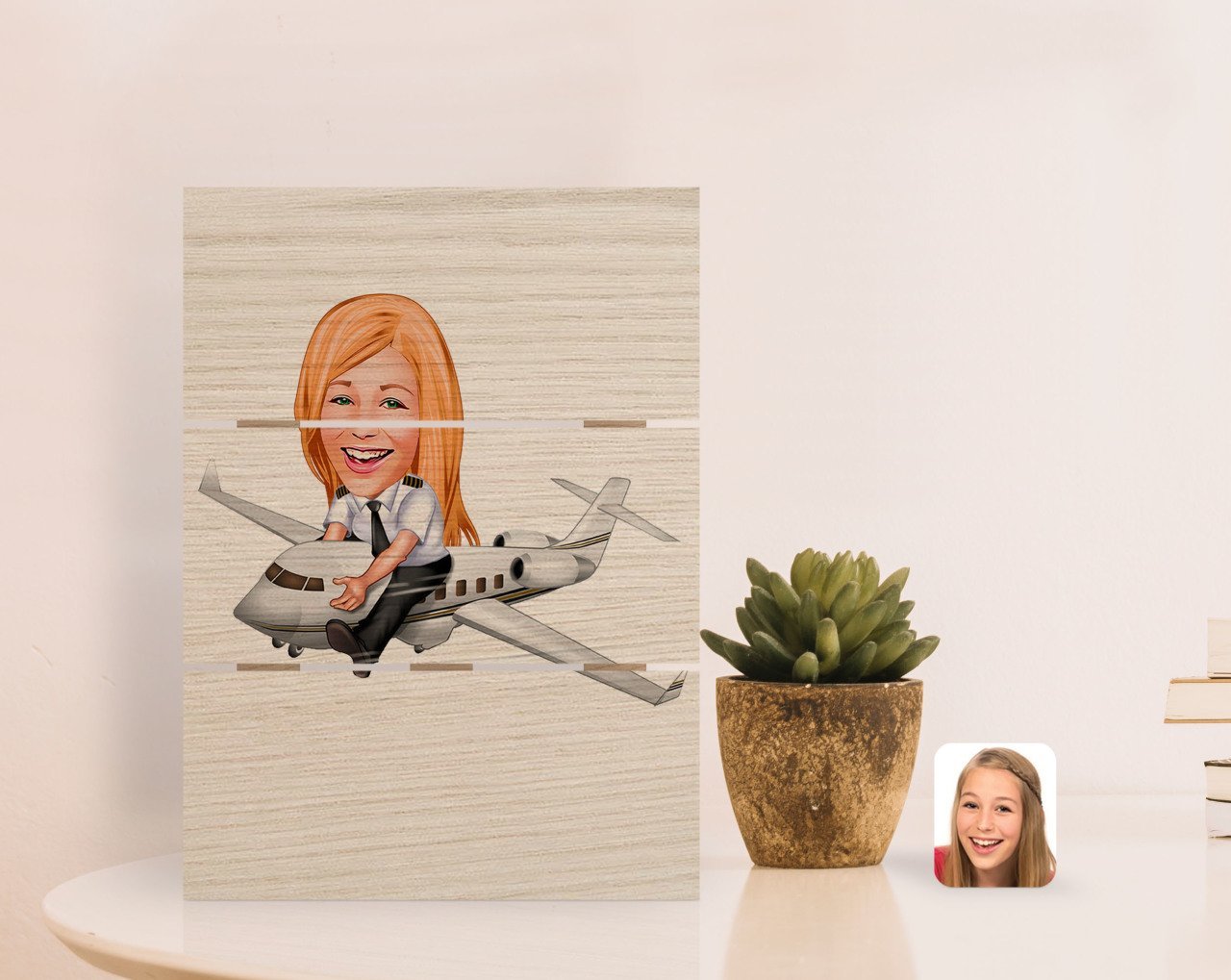 Kişiye Özel Kadın Kaptan Pilot Karikatürlü Otantik Masaüstü Ahşap Palet Çerçeve-1