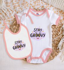 BK Kids Stay Groovy Tasarımlı Pembe Bebek Body Zıbın ve Mama Önlüğü Hediye Seti-1