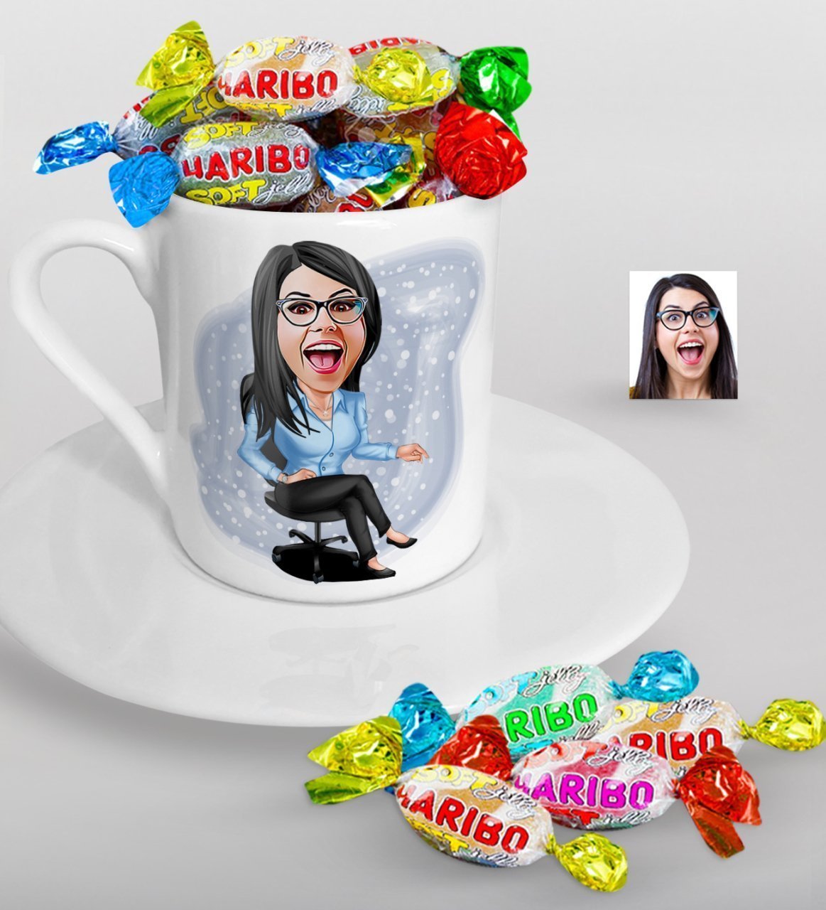 Kişiye Özel Bayan Patron Karikatürlü Türk Kahvesi Fincanı ve Haribo Şeker Hediye Seti-5