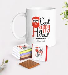 Kişiye Özel Noel Baba Beyaz Kupa ve Çikolata Hediye Seti-3