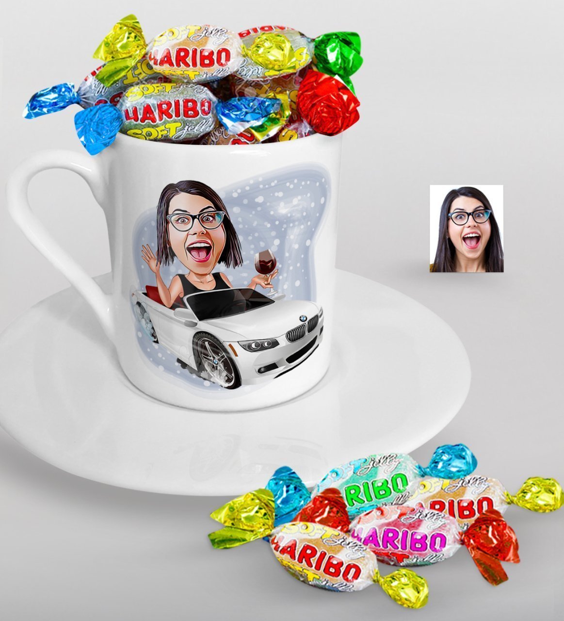 Kişiye Özel Bayan Patron Karikatürlü Türk Kahvesi Fincanı ve Haribo Şeker Hediye Seti-3