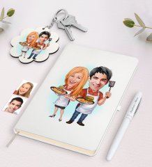 Kişiye Özel Aşçı Çift Karikatürlü Beyaz Defter Kalem ve Anahtarlık Hediye Seti