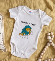 BK Kids Umrumda Değil Tasarımlı Beyaz Bebek Body Zıbın-1