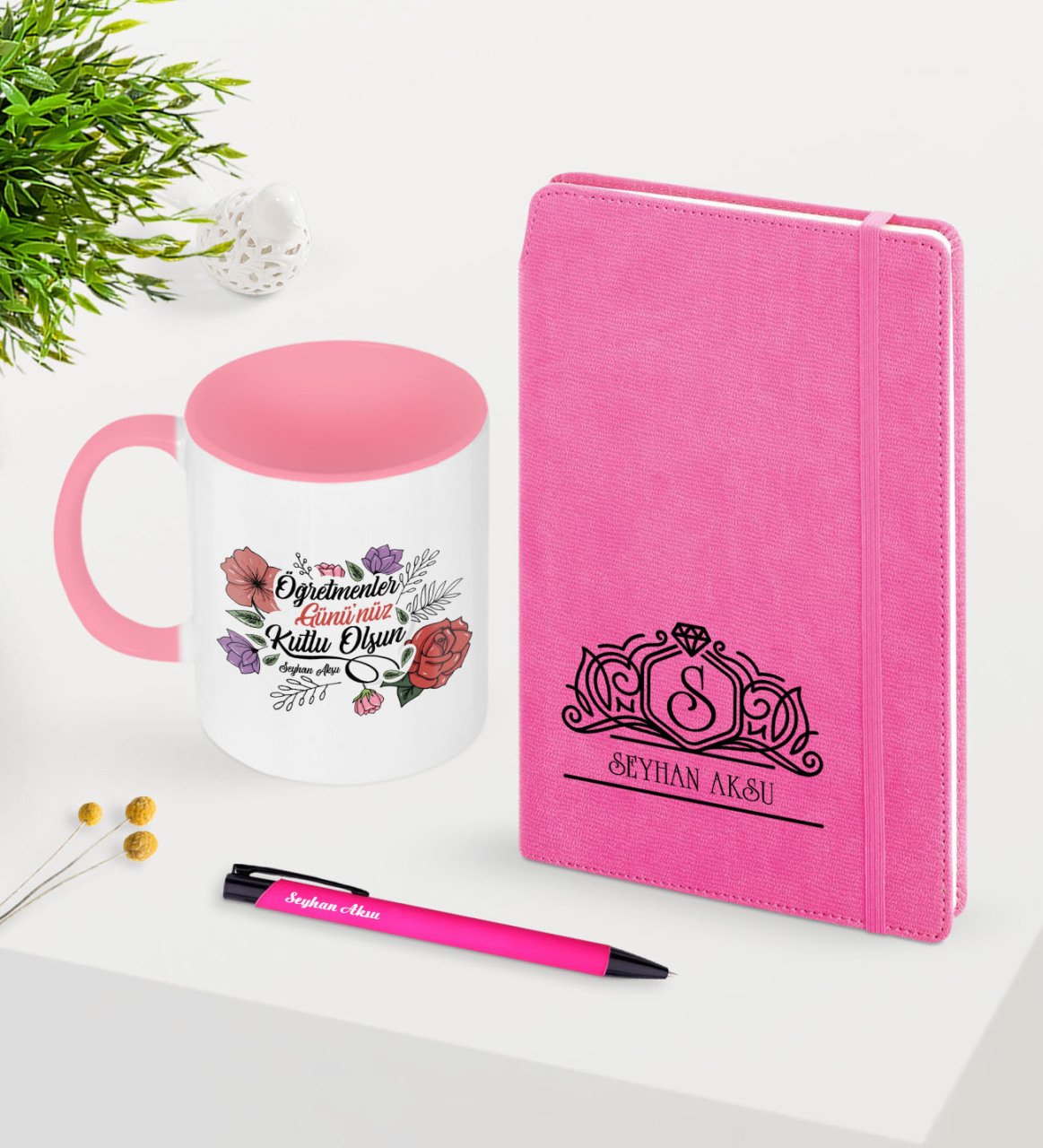 Kişiye Özel Öğretmenler Günü Temalı Pembe Defter Kalem Kupa Seti - 5