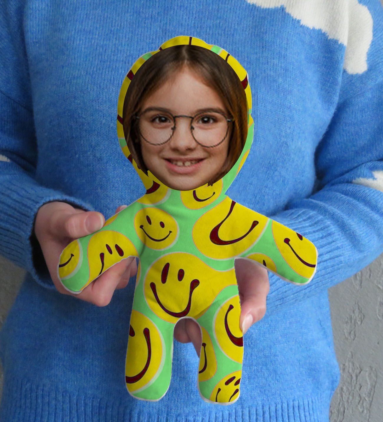 BK Gift Kişiye Özel Fotoğraflı Gülücük Tasarımlı Bebek Yastık, Arkadaşa Hediye-1