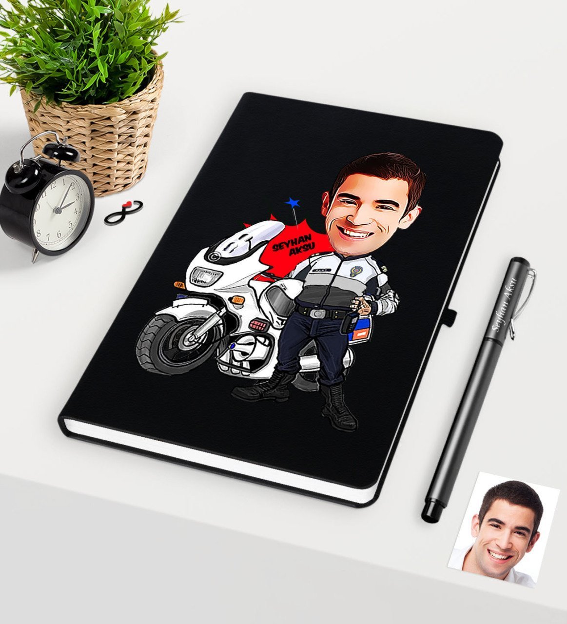 Kişiye Özel Bay Yunus Polis Karikatürlü Siyah Defter Kalem Seti