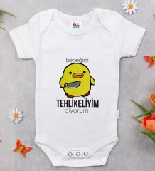 BK Kids Tehlikeliyim Diyorum Tasarımlı Beyaz Bebek Body Zıbın-1