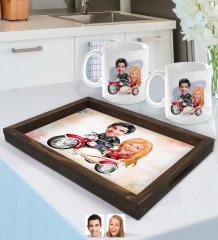 Kişiye Özel Sevgililer Karikatürlü Doğal Ahşap Tepsi ve 2’li Kupa Bardak Seti-12