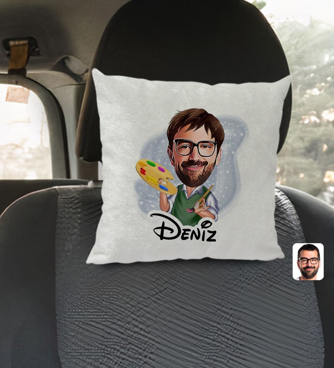 Kişiye Özel İsimli Erkek Ressam Karikatürlü Kare Araç Koltuk Yastığı-1
