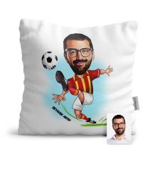 Kişiye Özel Futbolcu Sarı Kırmızı Karikatür Saten Yastık - 1