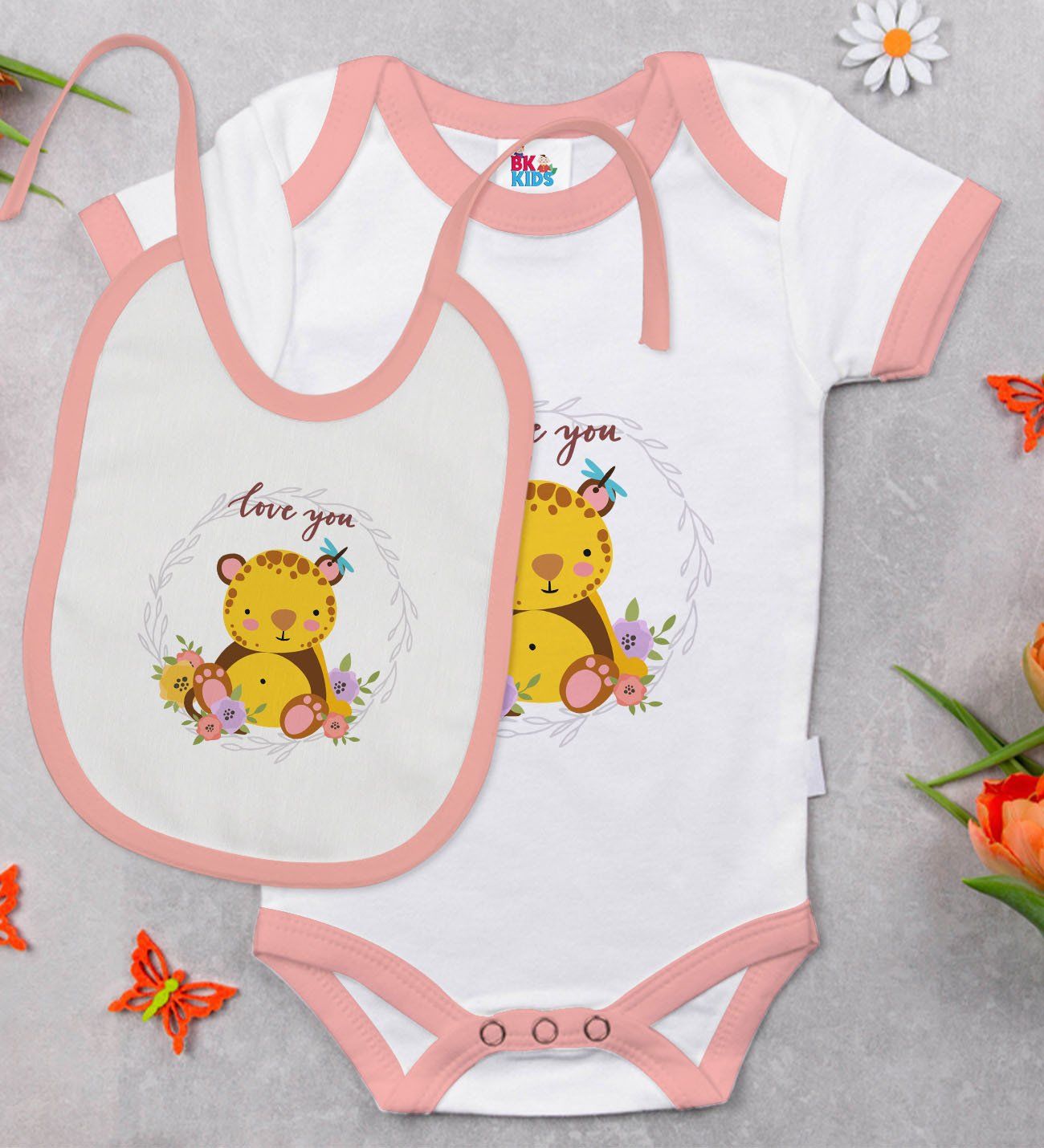BK Kids Love You Tasarımlı Pembe Bebek Body Zıbın ve Mama Önlüğü Hediye Seti-1
