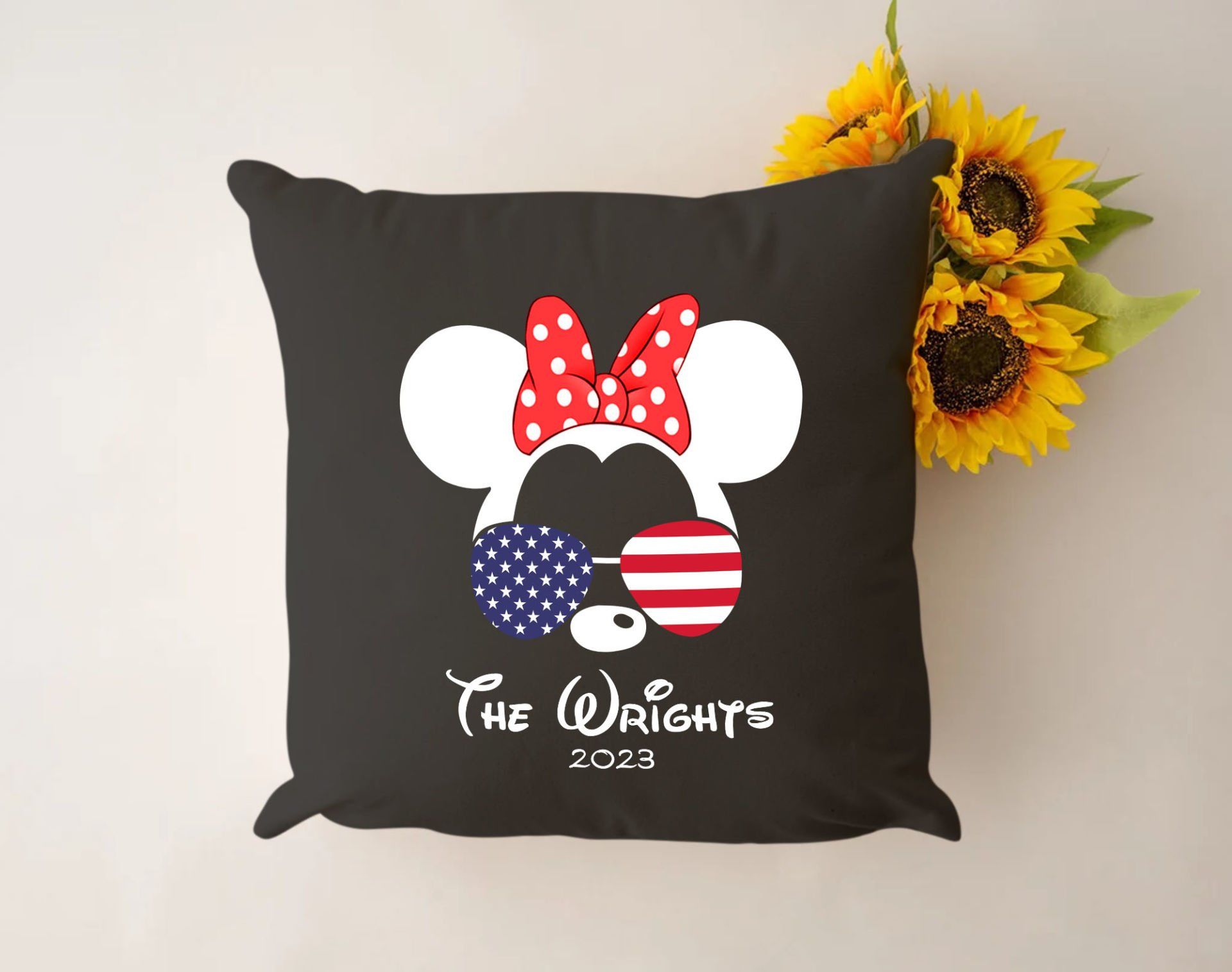 BK Gift Kişiye Özel Disney Tasarımlı Premium Kumaş Siyah Kırlent Yastık, Ev Hediyesi, Ev Dekorasyonu, Dekoratif Hediye-8