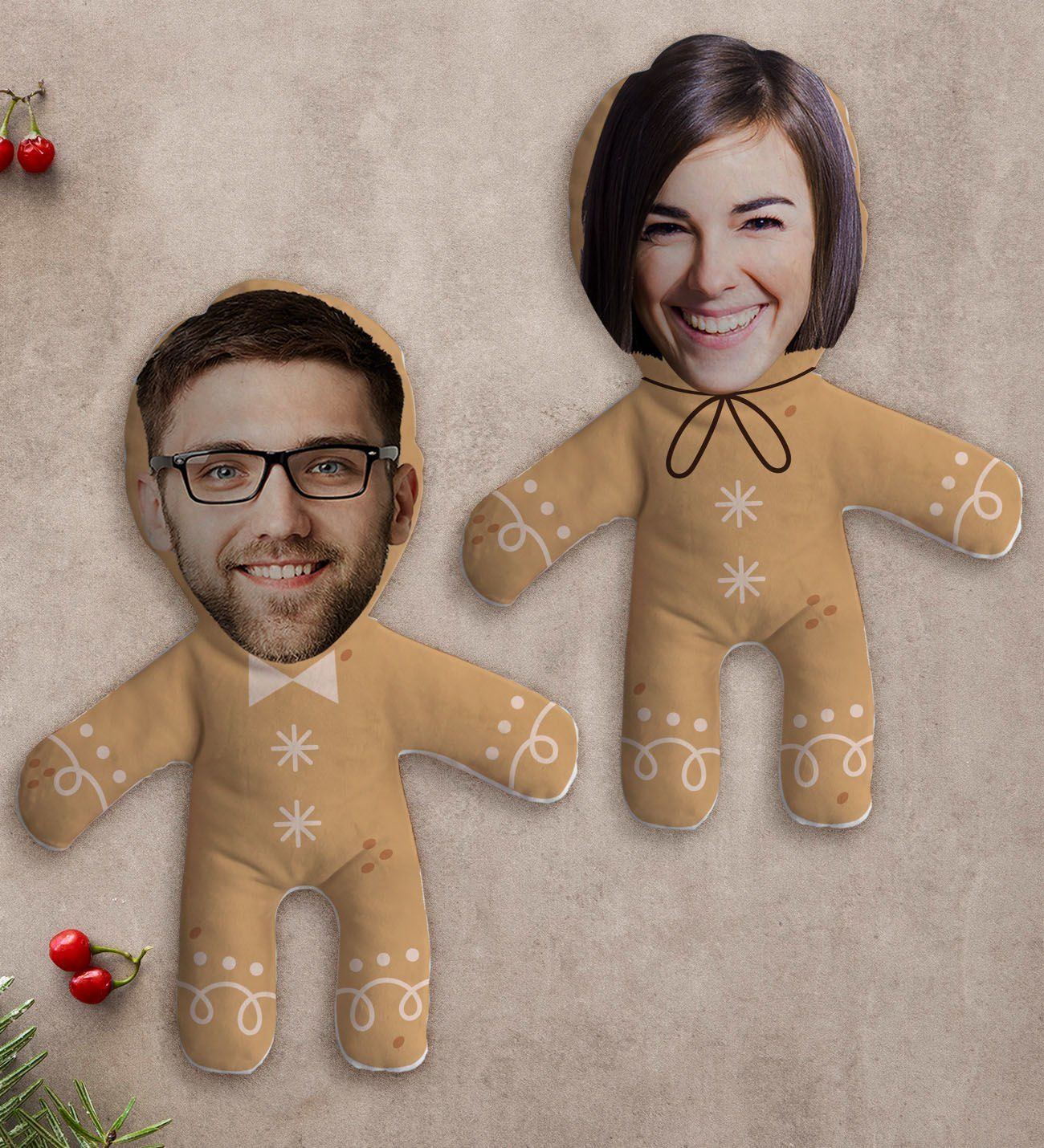 BK Gift Kişiye Özel Fotoğraflı Kurabiye Adam Kostümlü 2’li Bebek Yastık Seti-3