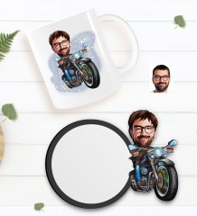 Kişiye Özel Erkek Motorcu Karikatürlü Beyaz Kupa ve Ahşap Bardak Altlığı Hediye Seti-2