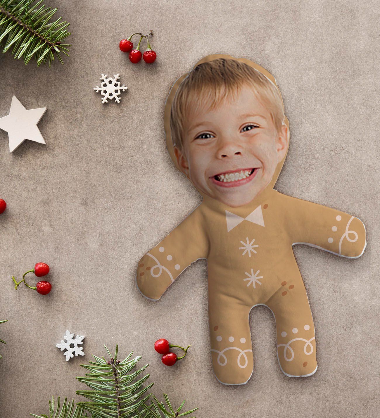BK Gift Kişiye Özel Fotoğraflı Kurabiye Adam Kostümlü Çocuk Bebek Yastık-5