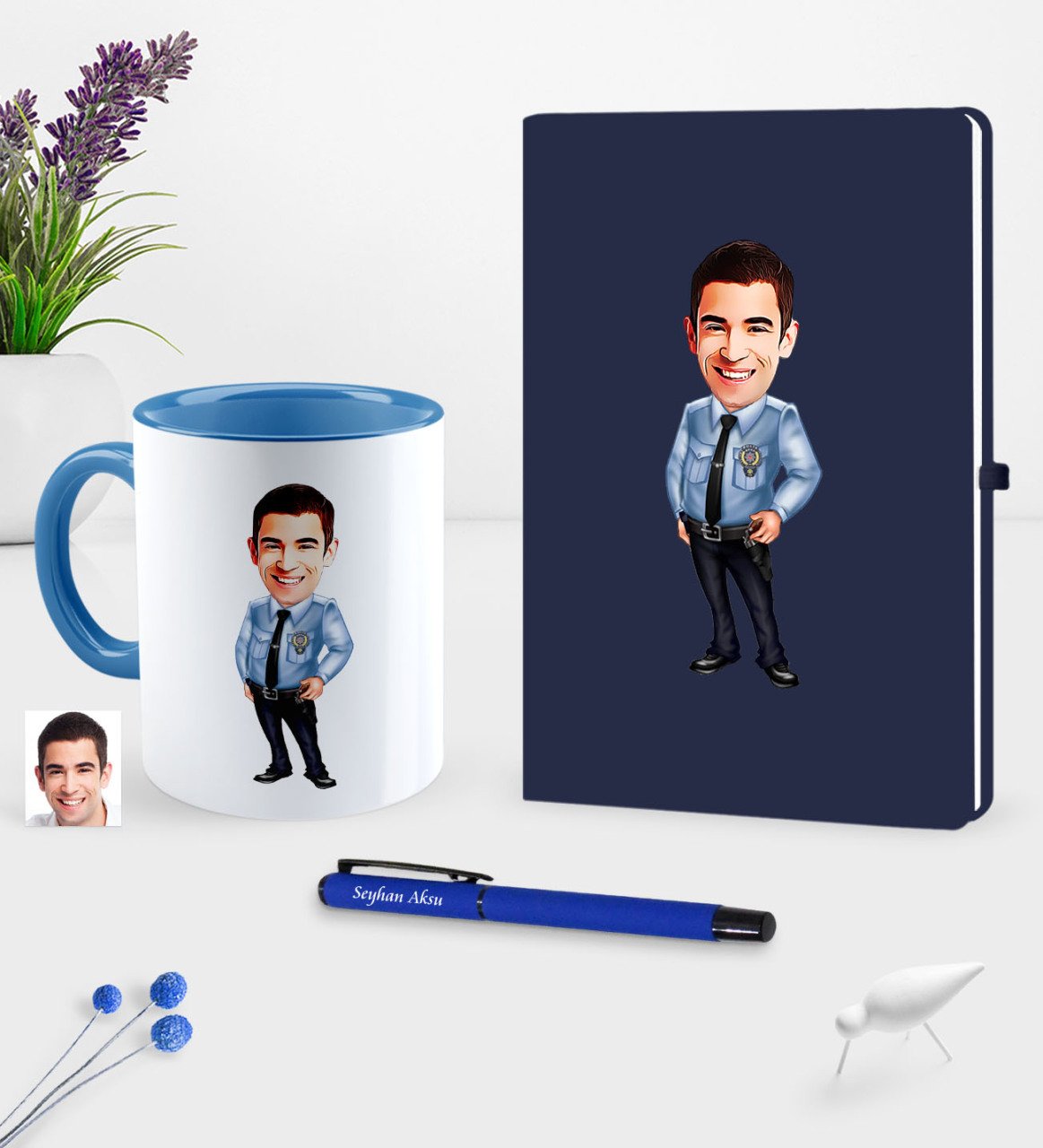 Kişiye Özel Bay Polis Karikatürlü Lacivert Defter Kalem Kupa Seti - 1