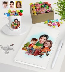 Kişiye Özel Yeni Yıl Aile Karikatürlü Beyaz Defter Kalem Türk Kahvesi Fincanı ve Kutulu Haribo Şeker Hediye Seti-2