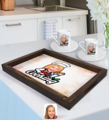 Kişiye Özel Kadın Chef Karikatürlü Doğal Ahşap Tepsi ve 2’li Kahve Fincan Seti-14