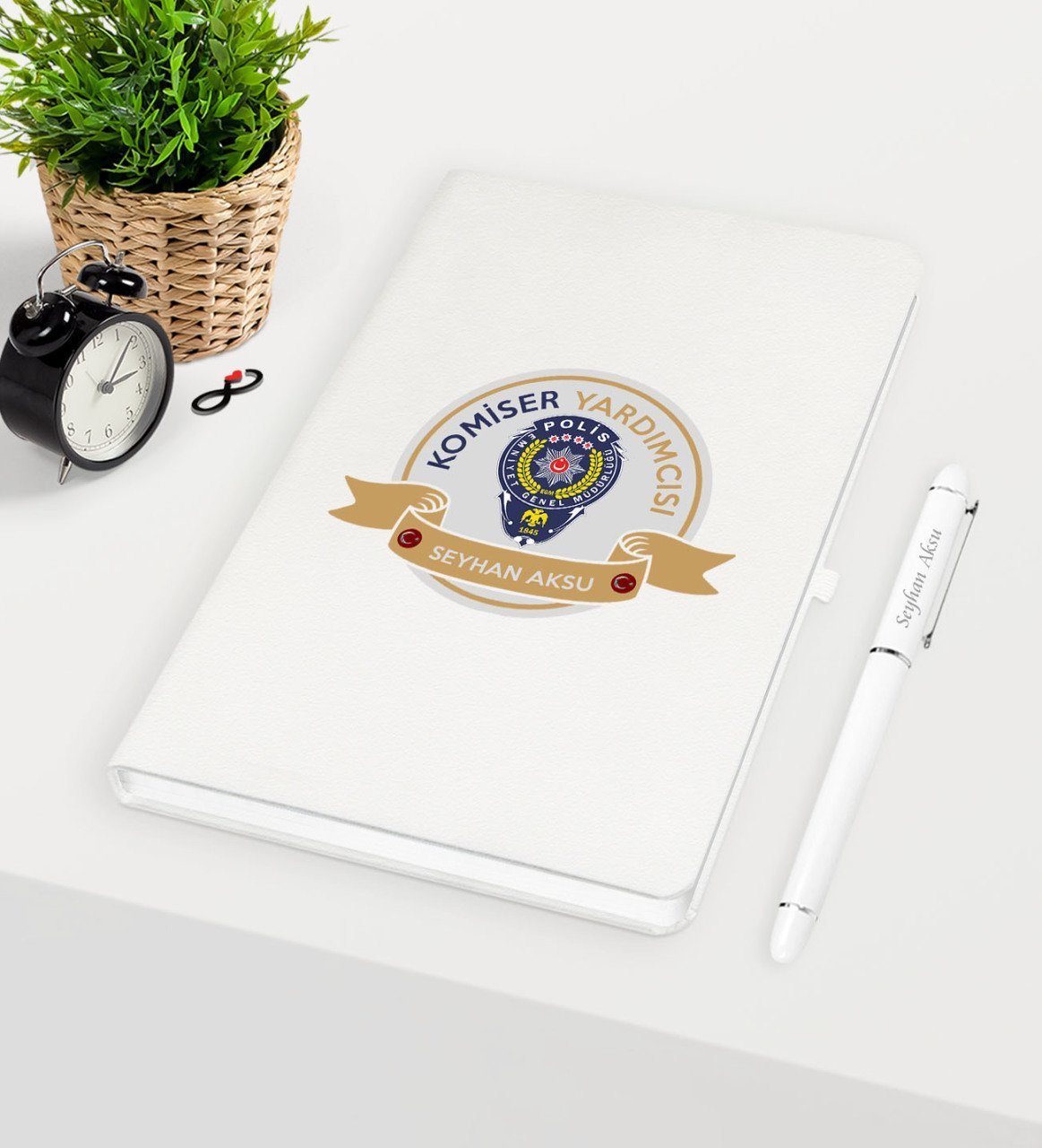 Kişiye Özel Komiser Yardımcısı Temalı Beyaz Defter Kalem Seti - 1