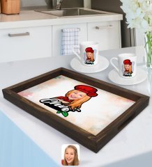 Kişiye Özel Kadın Chef Karikatürlü Doğal Ahşap Tepsi ve 2’li Kahve Fincan Seti-10