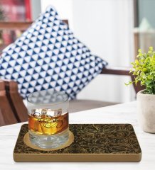 Kişiye Özel Retro Motif Tasarımlı Doğal Ahşap Tabaklı Viski Bardağı Sunum Seti Model 16