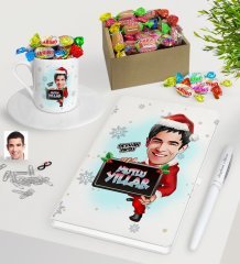 Kişiye Özel Erkek Yeni Yıl Karikatürlü Beyaz Defter Kalem Türk Kahvesi Fincanı ve Kutulu Haribo Şeker Hediye Seti-1