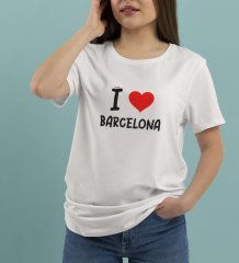 BK Gift I Love Barcelona Tasarımlı Kadın Yuvarlak Yaka Tişört-1