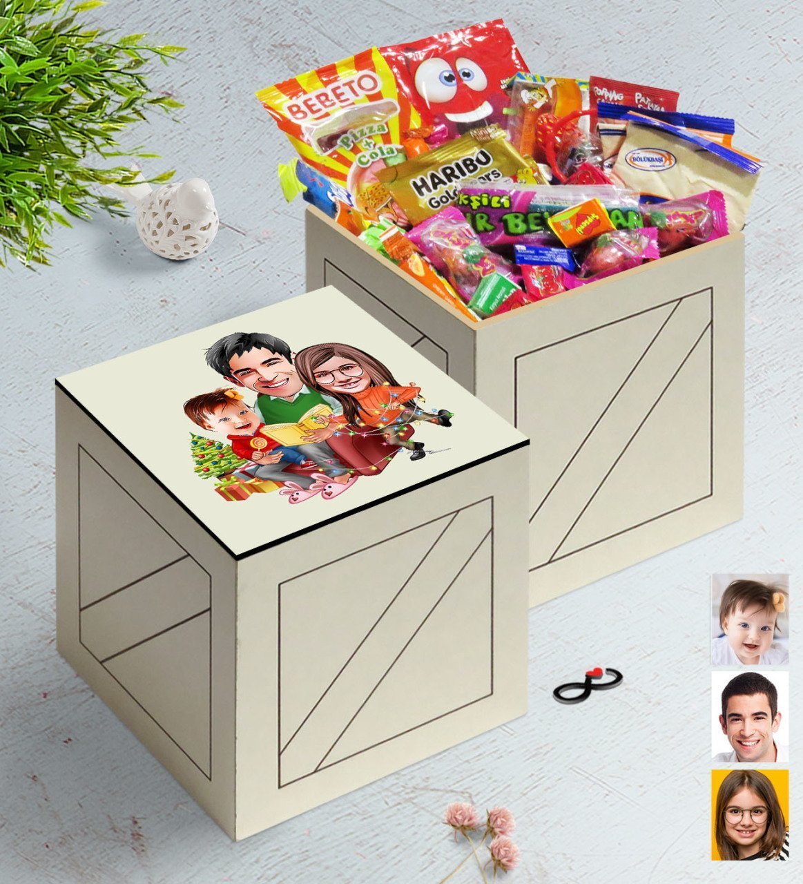 Kişiye Özel Yeni Yıl Aile Karikatürlü Ahşap Kutuda Nostaljik Lezzetler Hediye Seti-2