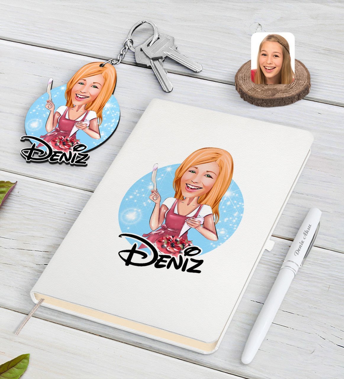 Kişiye Özel Kadın Aşçı Karikatürlü Beyaz Defter Kalem ve Anahtarlık Hediye Seti-1