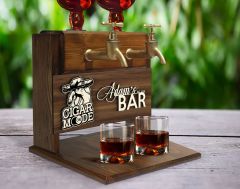 BK Gift Kişiye Özel Kabartma İsimli ve Tarihli Çift Musluklu Doğal Ahşap İçki Standı-6, İçki Standı, Doğum Günü Hediyesi, Ev Hediyesi