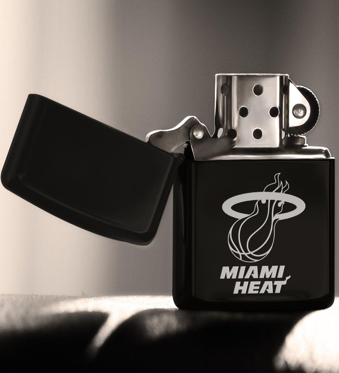 Miami Heat Siyah Benzinli Metal Çakmak