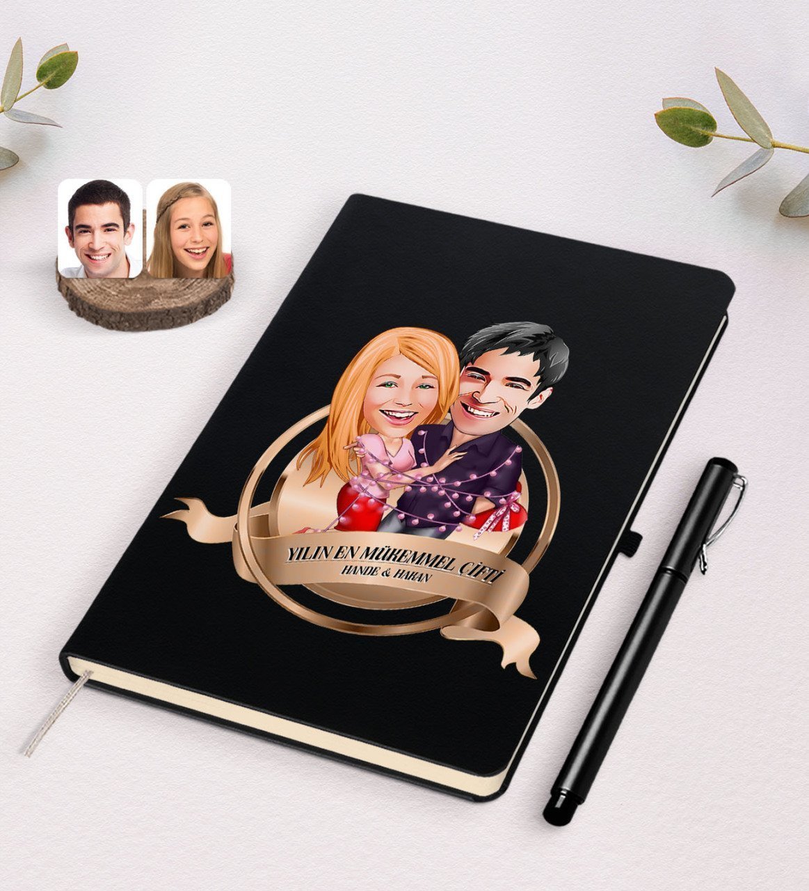 Kişiye Özel Yılın En Mükemmel Çifti Karikatürlü Siyah Defter ve Kalem Hediye Seti-2