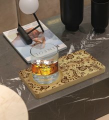 Kişiye Özel Retro Motif Tasarımlı Doğal Ahşap Tabaklı Viski Bardağı Sunum Seti Model 3