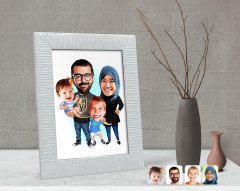 Kişiye Özel Tesettürlü Aile Karikatürlü Dekoratif Çerçeve-3