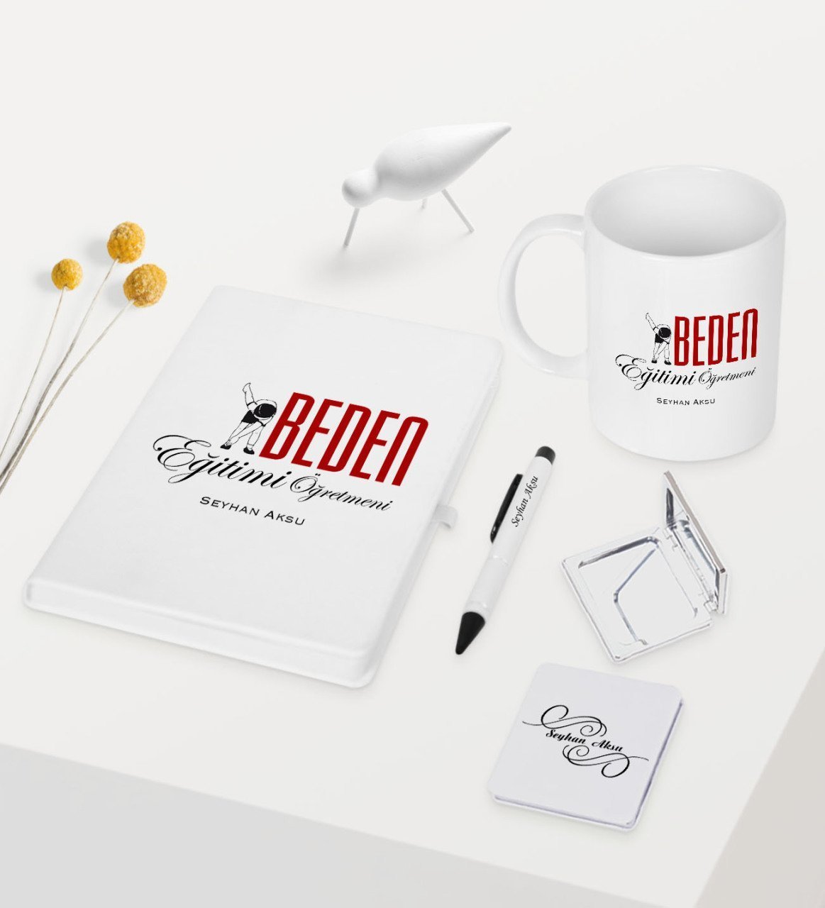 Kişiye Özel Beden Eğitimi Öğretmeni Temalı Beyaz Defter Kalem Kupa Ayna Seti