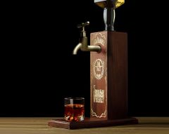 BK Gift Aynalı Altın Kabartma Musluklu Doğal Ceviz Ahşap Viski Standı, Home Bar, İçecek Dispenseri, Ahşap İçecek Çeşmesi-1
