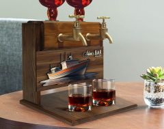 BK Gift Kişiye Özel Kabartma Gemi Tasarımlı Çift Musluklu Doğal Ahşap İçki Standı-18, İçki Standı, Doğum Günü Hediyesi, Ev Hediyesi, Erkek Hediye