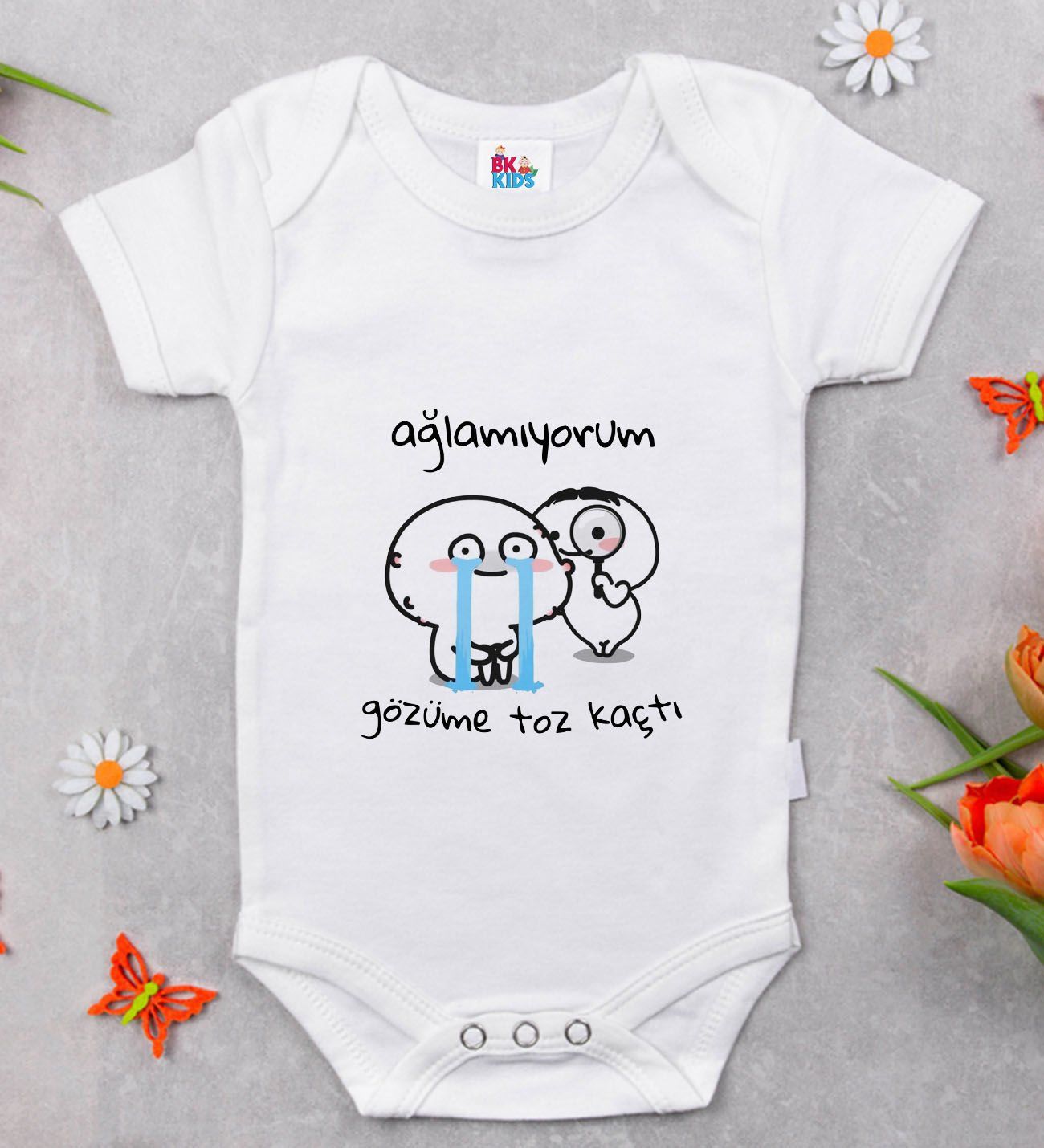 BK Kids Gözüme Toz Kaçtı Tasarımlı Beyaz Bebek Body Zıbın-1