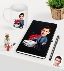 Kişiye Özel Bay Trafik Polisi Karikatürlü Siyah Defter Kalem Kupa Seti - 2