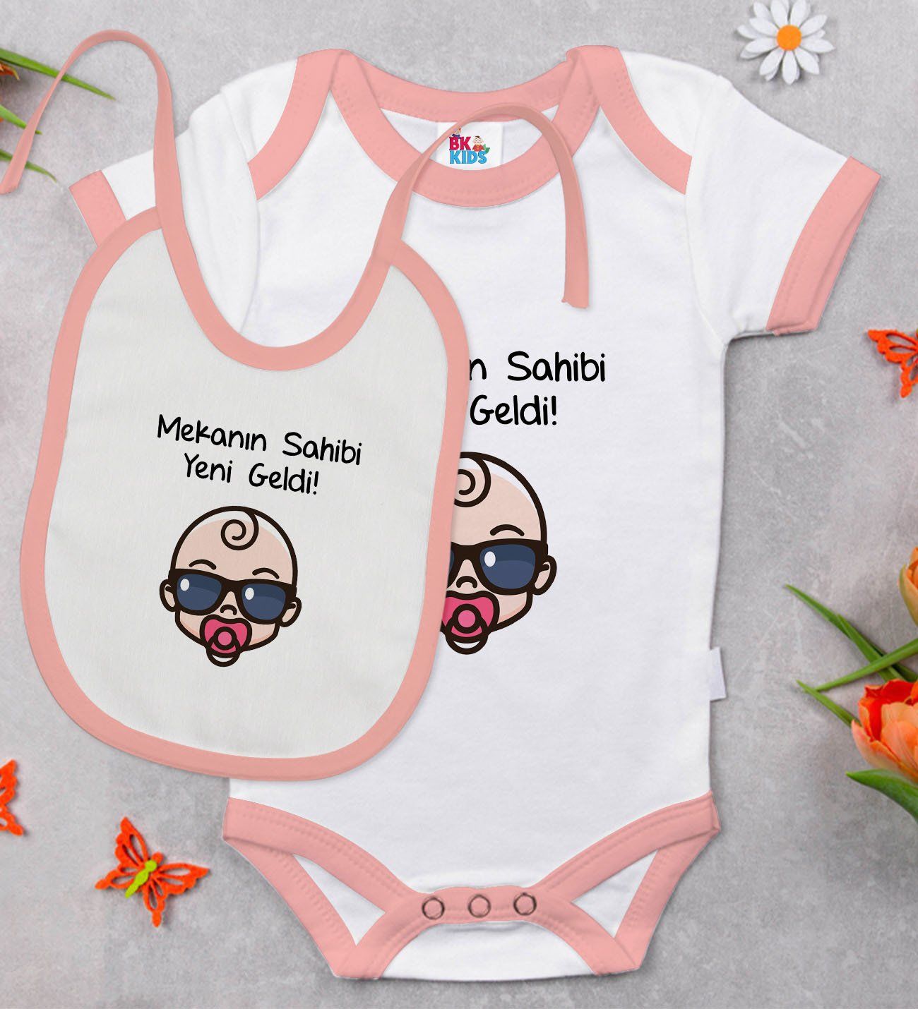 BK Kids Mekanın Sahibi Yeni Geldi Tasarımlı Pembe Bebek Body Zıbın ve Mama Önlüğü Hediye Seti-1