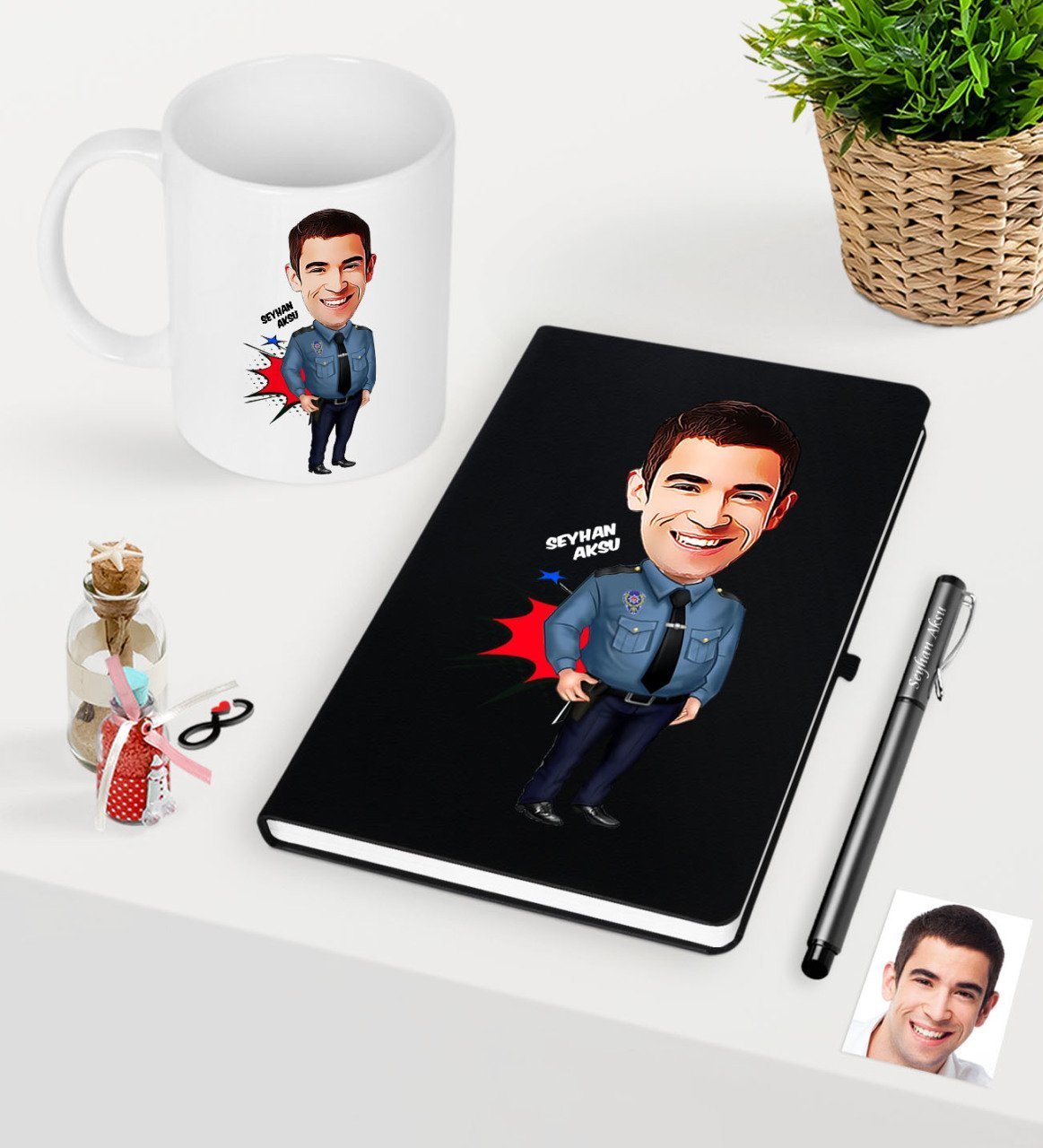 Kişiye Özel Bay Polis Karikatürlü Siyah Defter Kalem Kupa Seti - 3