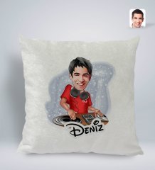 Kişiye Özel İsimli Erkek Dj Karikatürlü Kare Araç Koltuk Yastığı-1