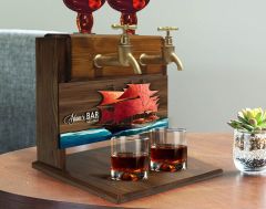 BK Gift Kişiye Özel Kabartma Gemi Tasarımlı Çift Musluklu Doğal Ahşap İçki Standı-12, İçki Standı, Doğum Günü Hediyesi, Ev Hediyesi, Erkek Hediye