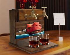 BK Gift Kişiye Özel Kabartma Gemi Tasarımlı Çift Musluklu Doğal Ahşap İçki Standı-12, İçki Standı, Doğum Günü Hediyesi, Ev Hediyesi, Erkek Hediye