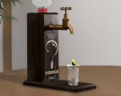BK Gift Kişiye Özel Kabartma İsimli Musluklu Siyah(Ebony) Ahşap Vodka Standı, Vodka Çeşmesi, Doğum Günü Hediyesi, Ev Hediyesi, İçecek Dispenseri-3