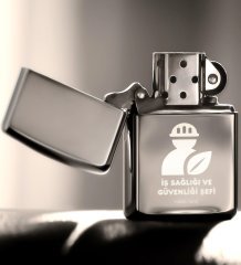 Kişiye Özel İş Sağlığı ve Güvenliği Şefi Benzinli Gümüş Gri Metal Çakmak - 1