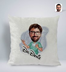 Kişiye Özel İsimli Erkek Cerrah Karikatürlü Kare Araç Koltuk Yastığı-1