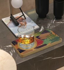Kişiye Özel Modern Art Tasarımlı Doğal Ahşap Tabaklı Viski Bardağı Sunum Seti Model 11